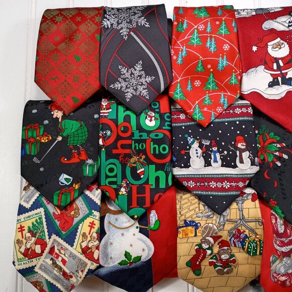 Vintage Christmas Neckties LOT OF 18 Hallmark Santa Claus Grinch Holiday Ties - Picture 15 of 16